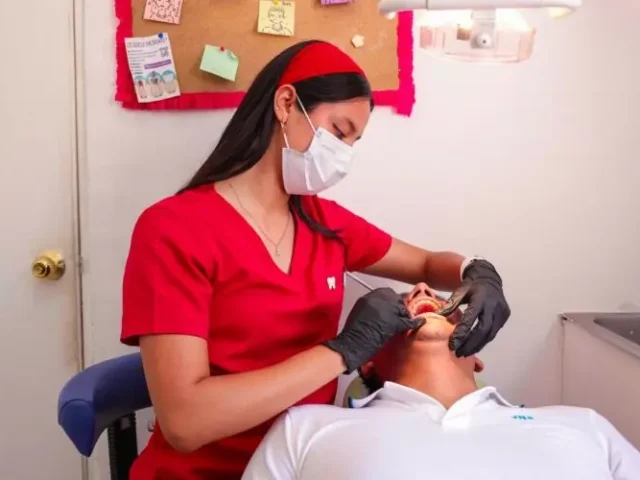 DIF de Corregidora ofrece servicios dentales gratuitos