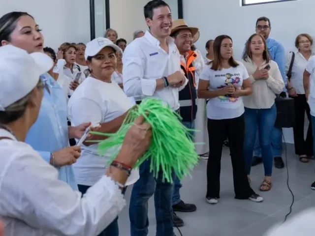 Entregó Rodrigo Monsalvo Casa de Día en La Pradera en beneficio de adultos mayores