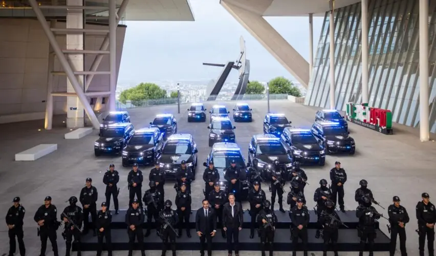 Lee más sobre el artículo Entregó Kuri 40 nuevas patrullas a Policía Estatal