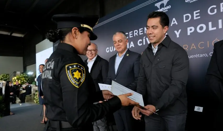 Lee más sobre el artículo Encabeza Felifer Macías graduación de Guardia Cívica y Policía de Proximidad, Administración 2024 -2027
