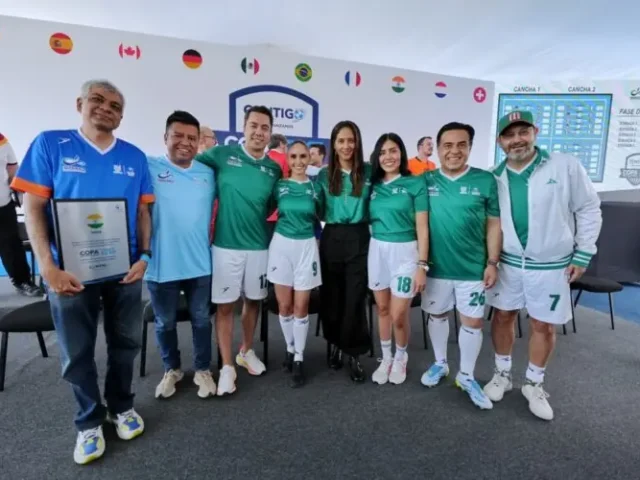 Asiste Felifer Macías a inauguración de Copa Internacional “Contigo 2026”