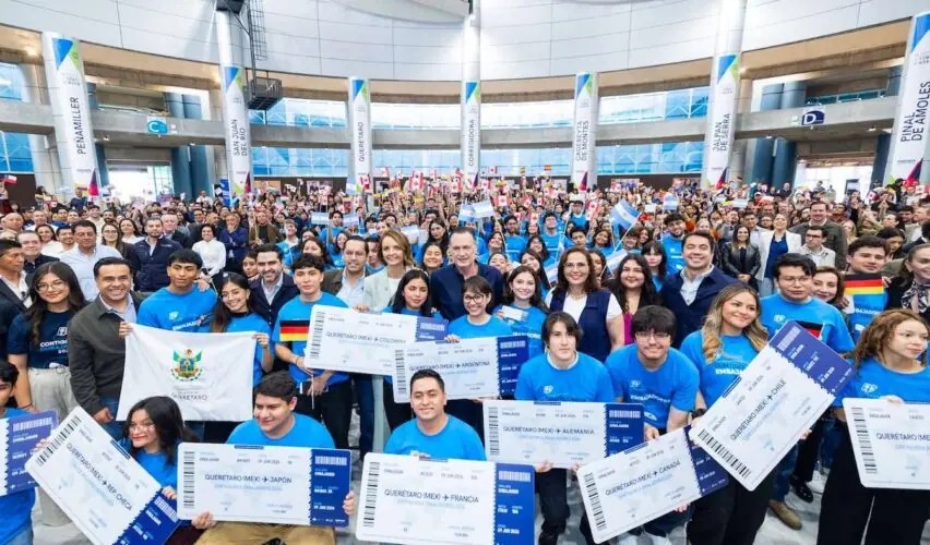 Lee más sobre el artículo 158 estudiantes queretanos irán al extranjero con la Beca Embajadores 2026