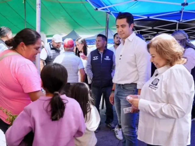 Encabeza Felifer Macías jornada de servicios para ciudadanía de Santa Rosa Jáuregui