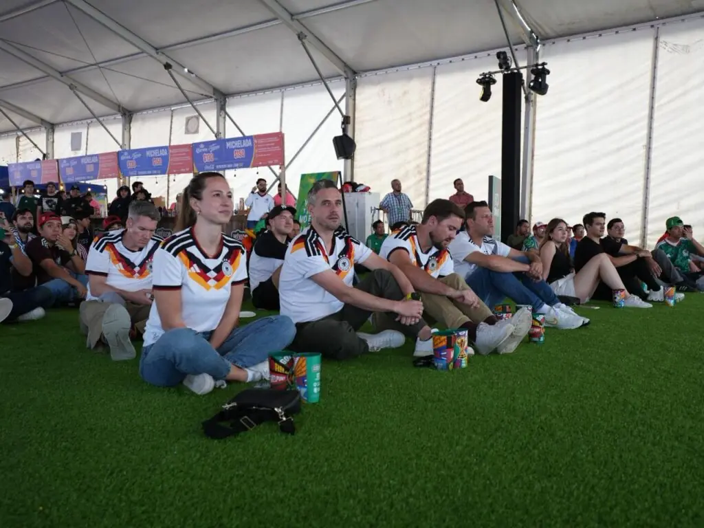 Lee más sobre el artículo Asiste Felifer Macías al México Zona Fest junto a más de 7 mil personas
