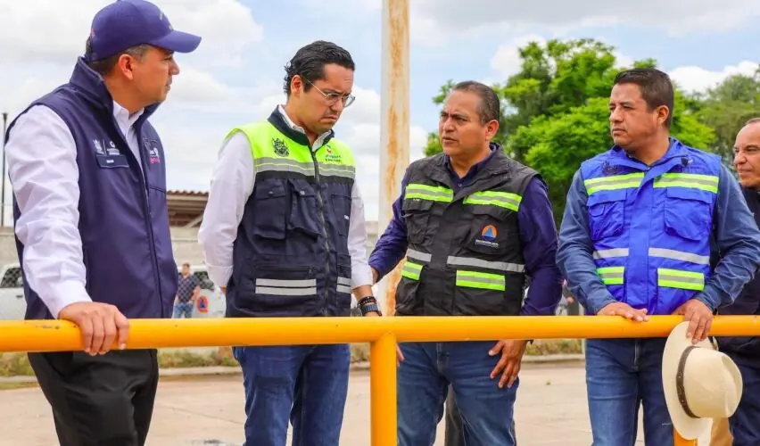 Lee más sobre el artículo Chepe Guerrero y Eric Gudiño supervisan funcionamiento del cárcamo de Puerta Real II