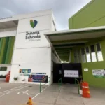 Clausura El Marqués colegio por incumplimiento de normatividad; se prioriza la seguridad estudiantil