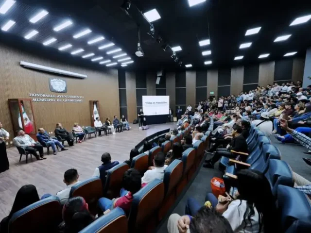 Inaugura municipio de Querétaro foro Vidas en transición