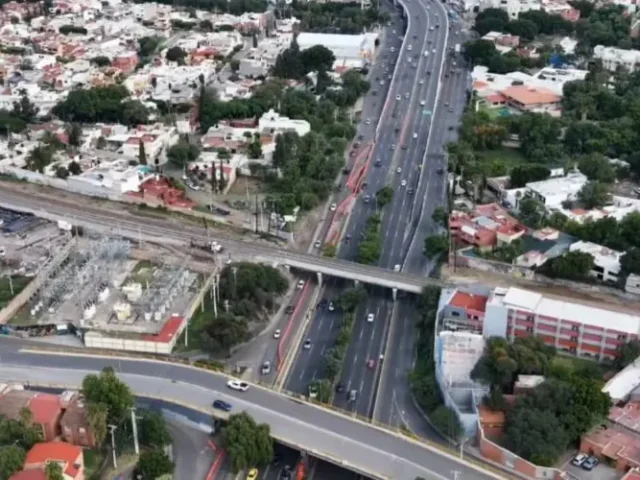 Habrá nueva reducción de carriles en Bernardo Quintana por obra