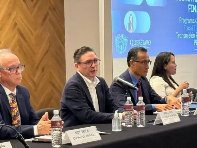 Explica municipio de Querétaro a notarios programa de estímulos por transmisión patrimonial