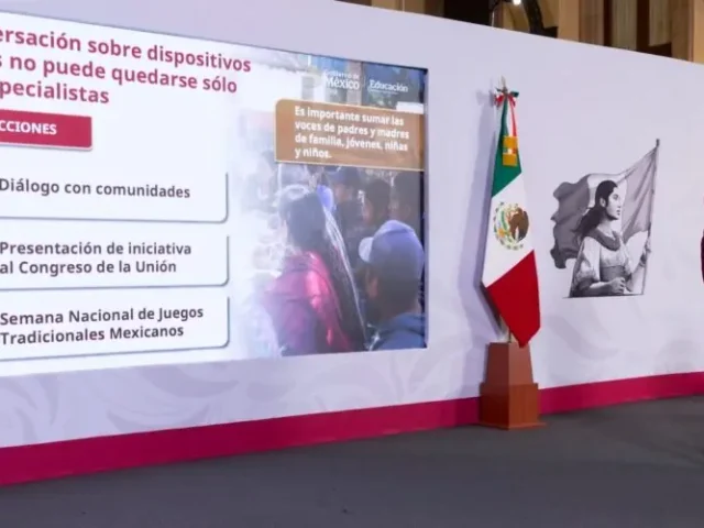 Anuncia Sheinbaum foros para regular uso por parte de menores de plataformas digitales