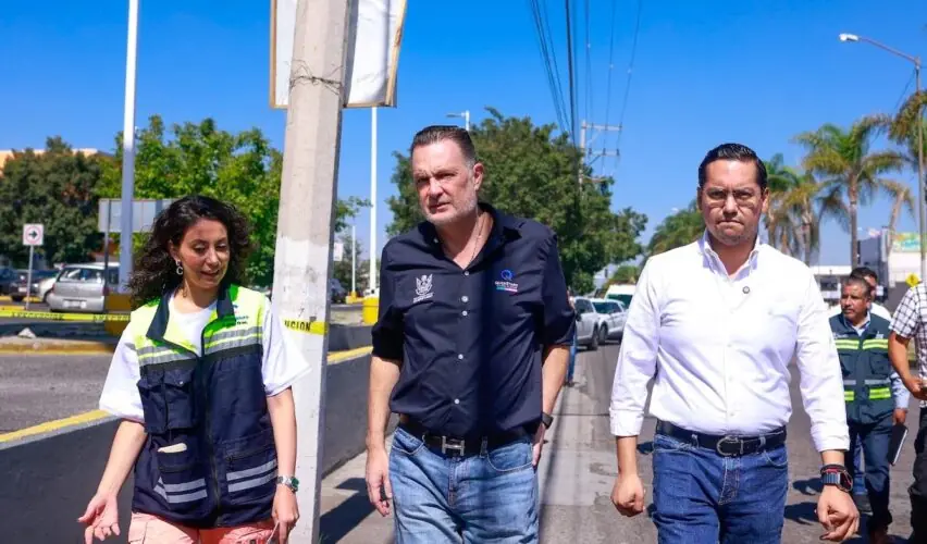 Lee más sobre el artículo Supervisó Kuri rehabilitación de Av. Candiles y visitó Centro de Desarrollo Pirámides