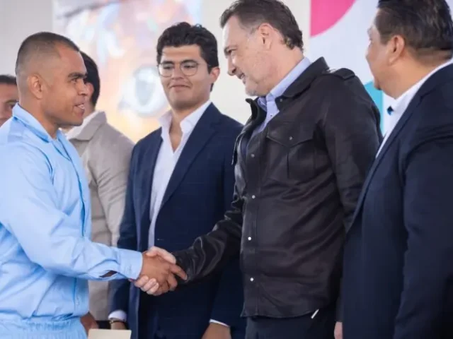 Entrega Kuri reconocimientos del Servicio de Psicoeducación Grupal a 63 personas privadas de la libertad
