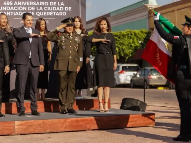 Encabeza Felifer Macías el 495 aniversario de la fundación de Santiago de Querétaro