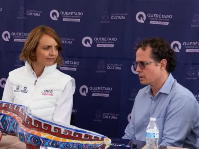Firman Secult y Zenbit convenio para proteger el ajolote serrano