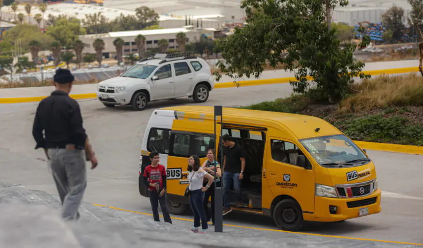 Lee más sobre el artículo Brinda Transporte Comunitario de la capital atención especializada a mujeres