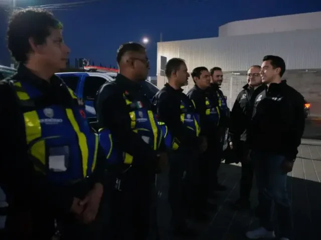 Recorre Felifer Macías instalaciones de la Coordinación Municipal de Protección Civil