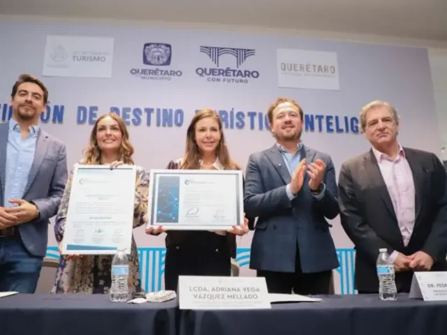 Obtiene Centro Histórico de Querétaro distinción de Destino Turístico Inteligente