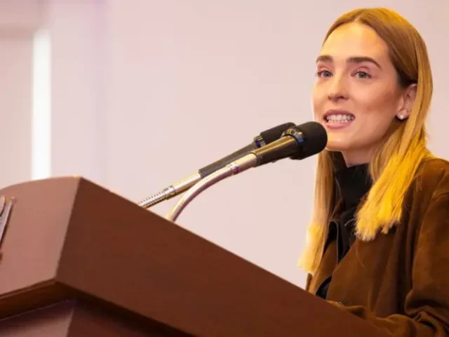 Genera Sejuve oportunidades para jóvenes con más de 60 mil becas