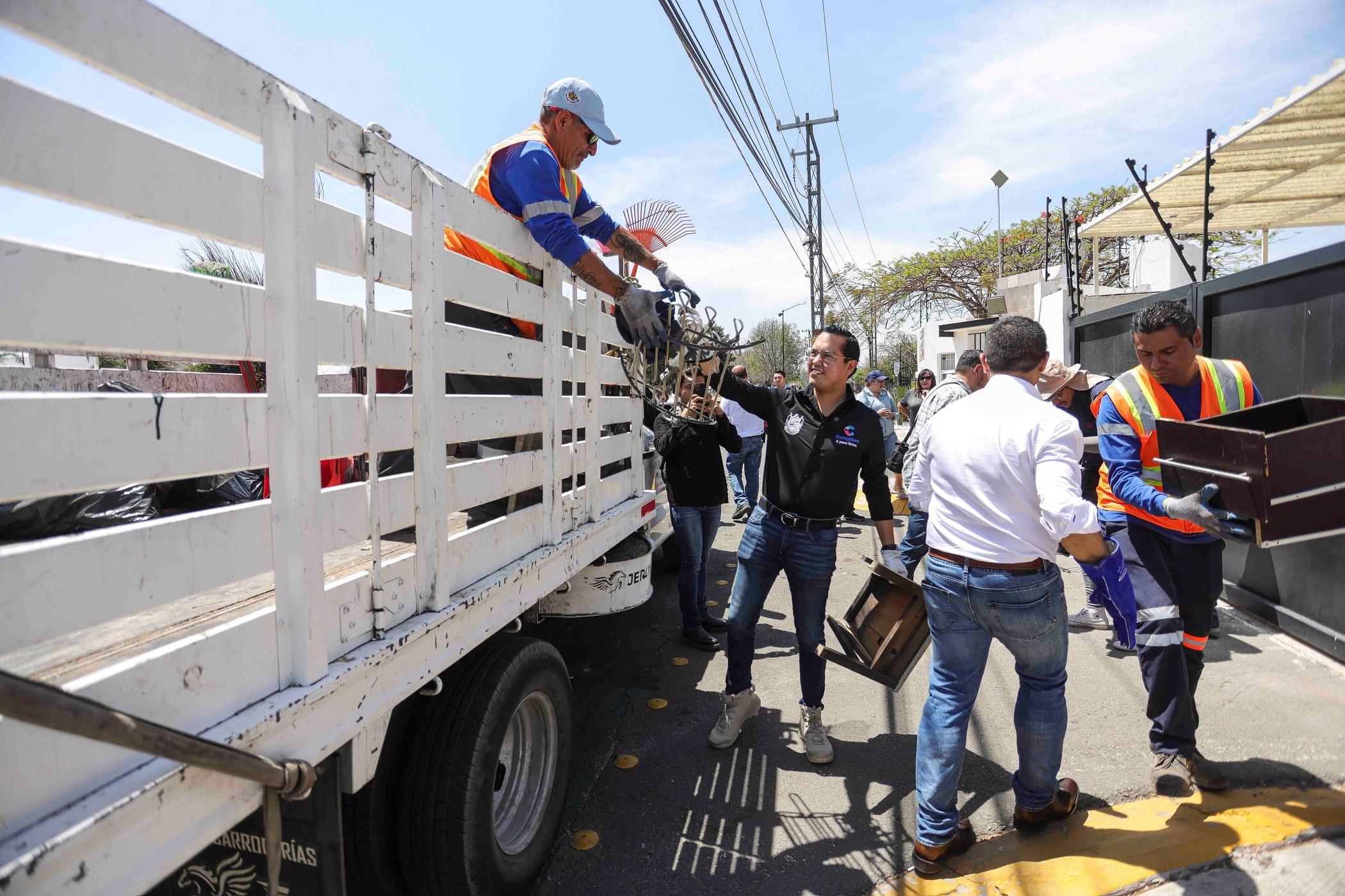 Lee más sobre el artículo Corregidora fortalece la recolección de tiliches en colonias y comunidades