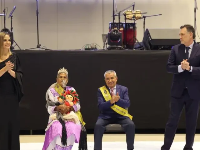 Encabezan Car Herrera y Kuri el tradicional Baile del Adulto Mayor 2026