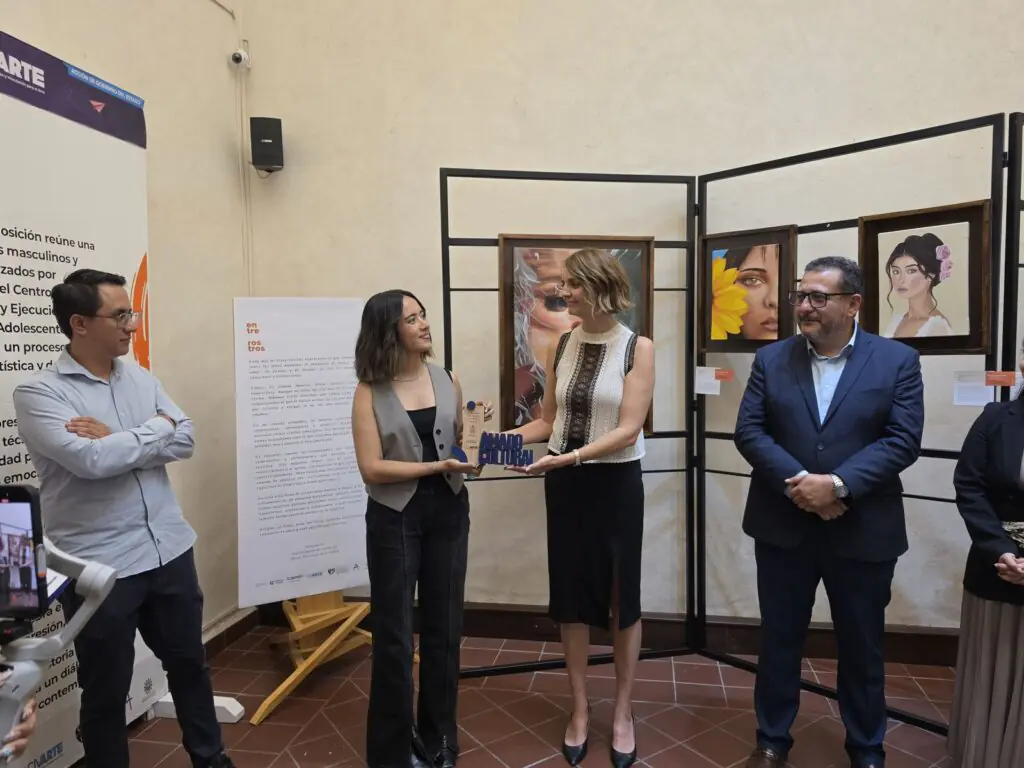 Lee más sobre el artículo Inaugura López Birlain en el Ceart la Galería RAQ
