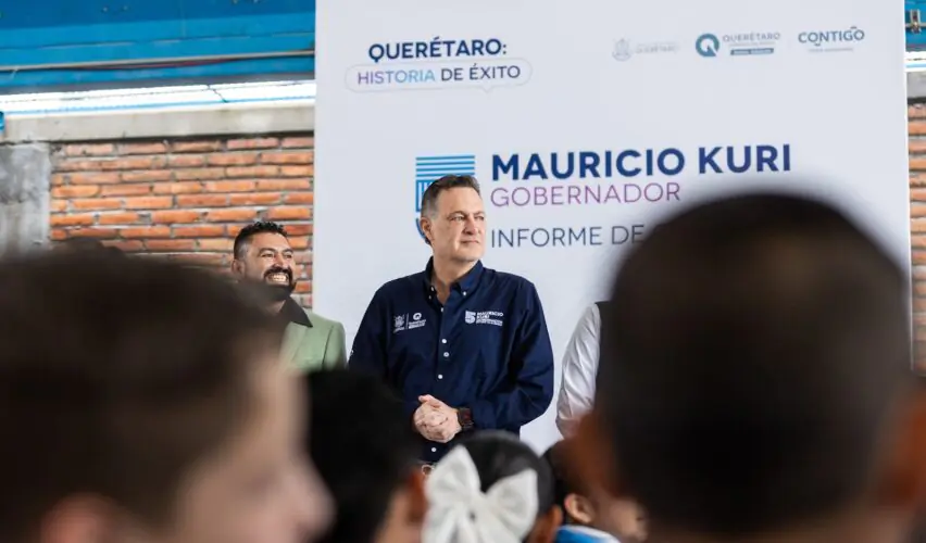Lee más sobre el artículo Encabeza Kuri entrega de uniformes, útiles escolares y aulas en primaria de Corregidora