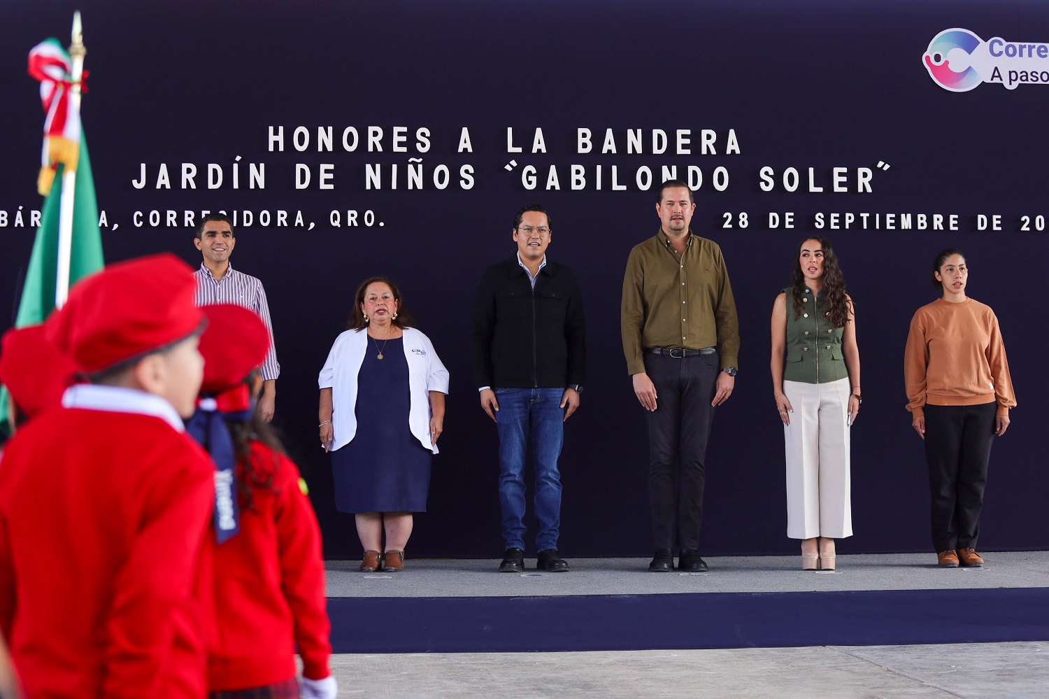 Lee más sobre el artículo Chepe Guerrero encabeza Honores a la Bandera en Jardín de Niños “Gabilondo Soler”