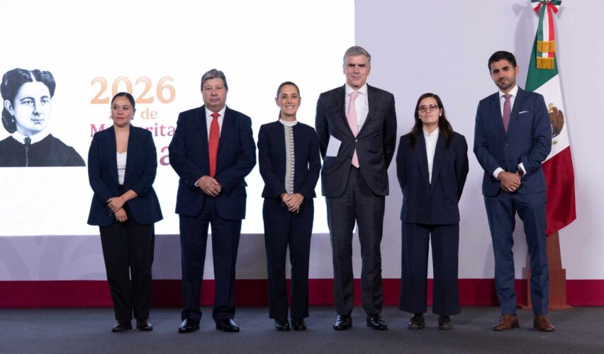 Lee más sobre el artículo Anuncia Sheinbaum parques industriales en Querétaro y siete estados más