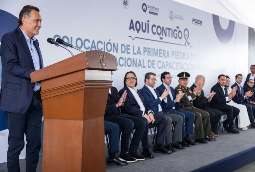 Lee más sobre el artículo Kuri y embajador de EE. UU. ponen primera piedra de Academia Internacional de Capacitación Policial