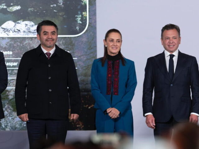 Anuncia Sheinbaum inversión de 14 mil 500 mdp para garantizar agua en Guadalajara