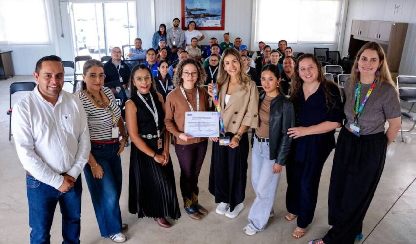 Lee más sobre el artículo DIF del municipio de Querétaro promueve comprensión del autismo entre personal del Aeropuerto