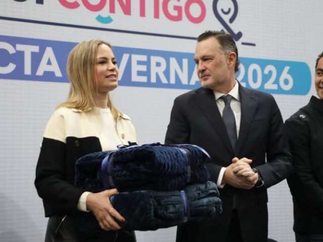 Inicia SEDIF colecta de cobijas para temporada invernal