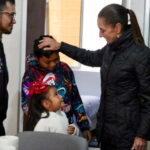 Sheinbaum encabeza entrega de viviendas para el bienestar en Morelia