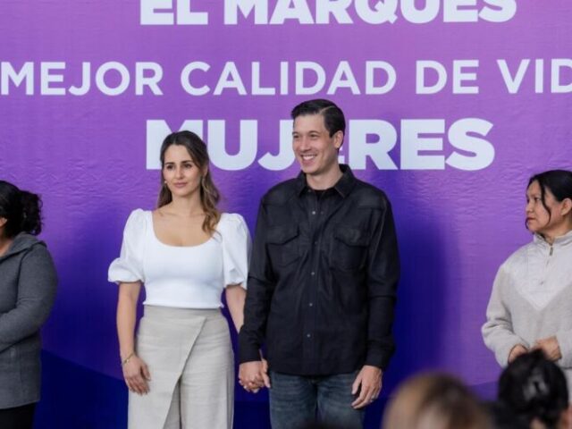 Se reúne Rodrigo Monsalvo con mujeres para escuchar sus necesidades
